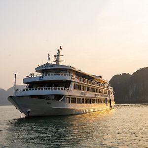 La Regina Royal Cruise